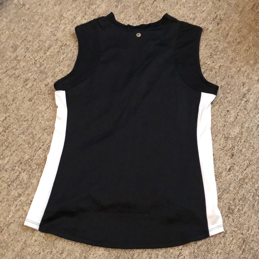 Performance Vest - Picture 2 of 3